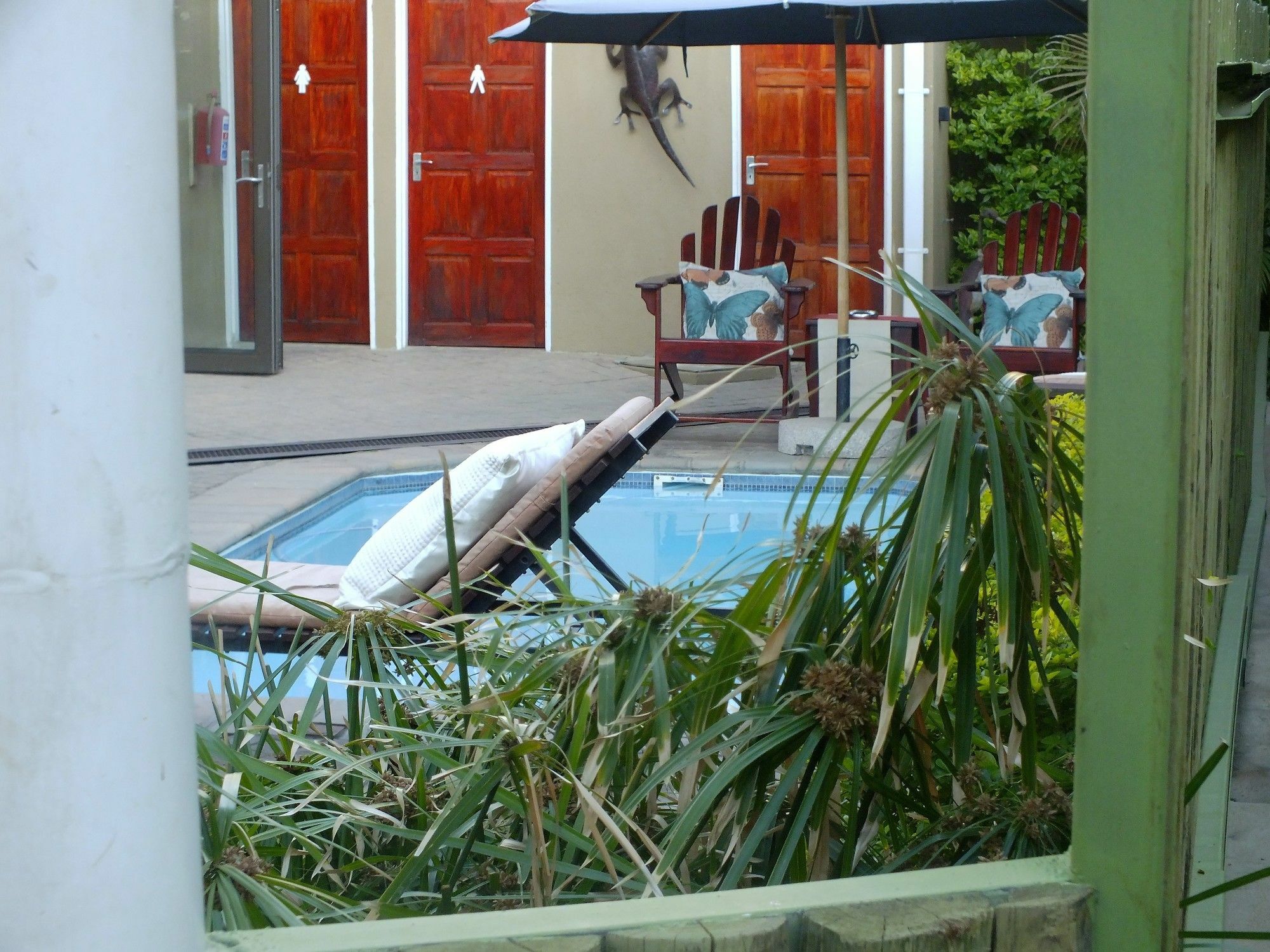 Uzuri Guesthouse Cc Windhoek Buitenkant foto